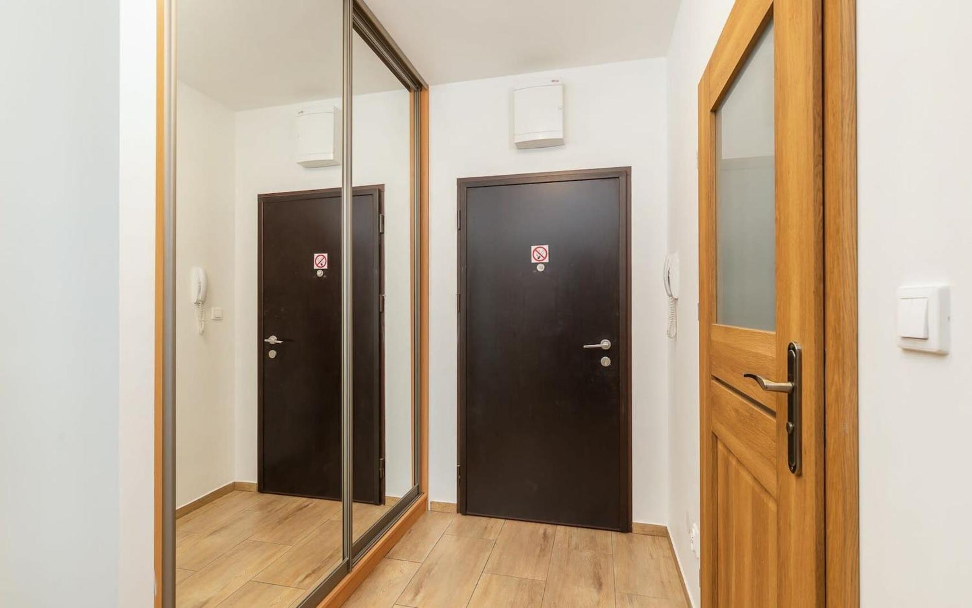 Burakowska 16 - Modern Apartment With Balcony Noclegi Renters 华沙 外观 照片